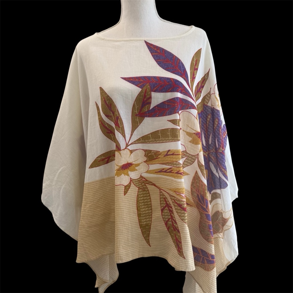NWT Chico's foliage poncho top loose boxy tropical
